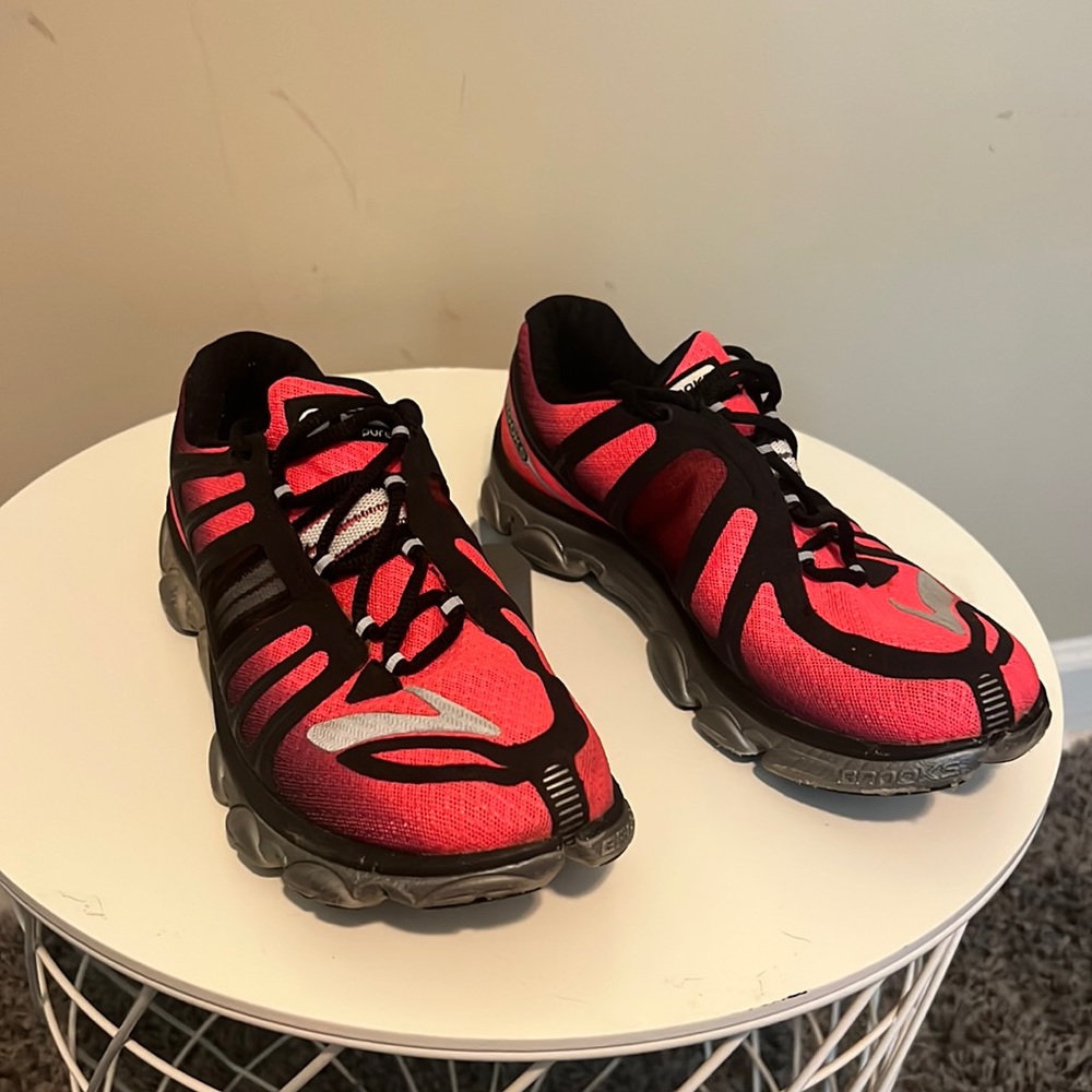 Brooks shoes